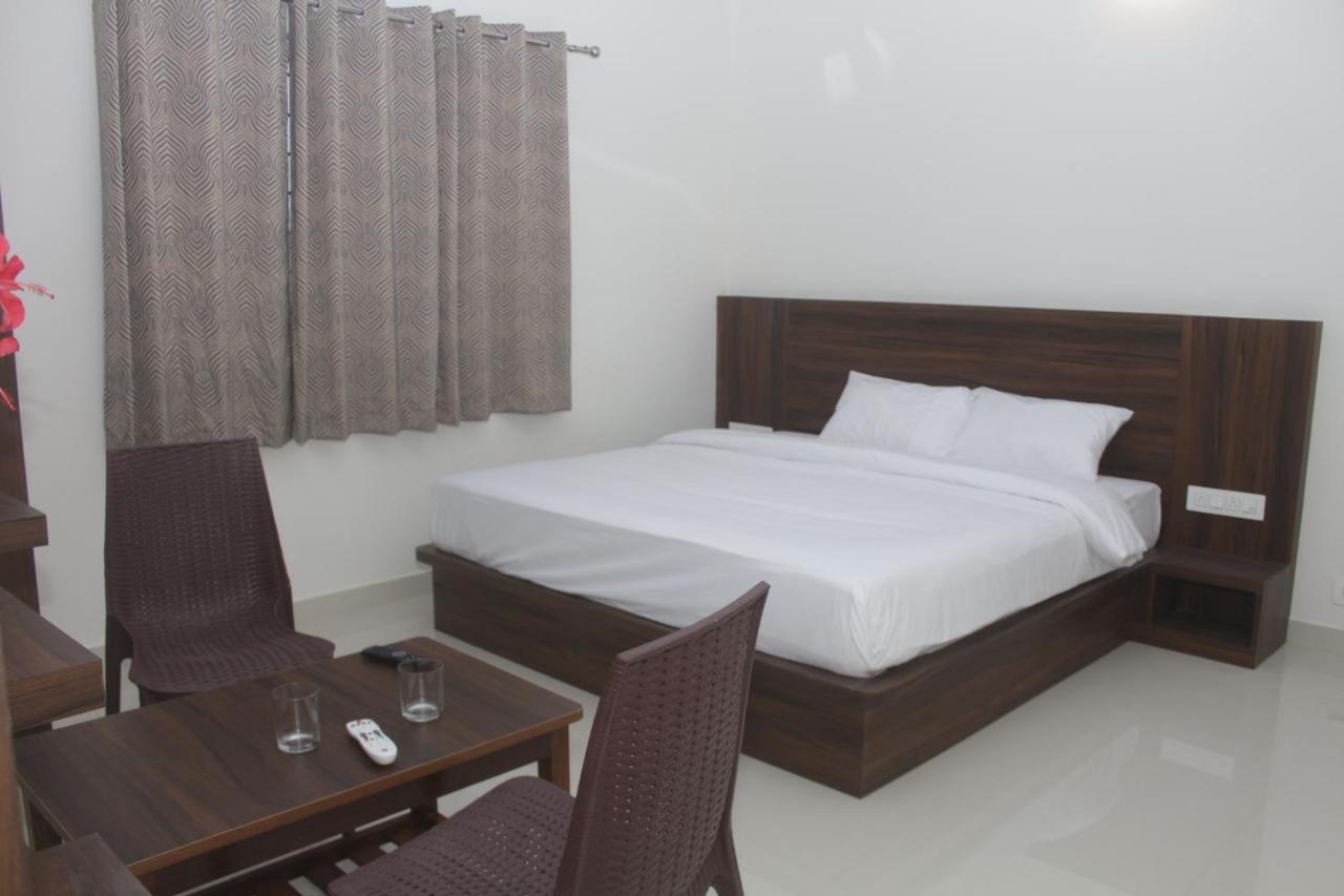 Villa Grand Misty Heaven Madikeri Habitación foto